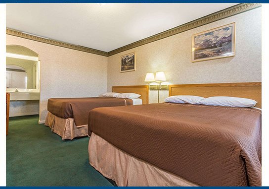 Top-Ranked Merced Hotel Rooms at Gateway to Yosemite